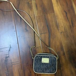 Michael Kors crossbody